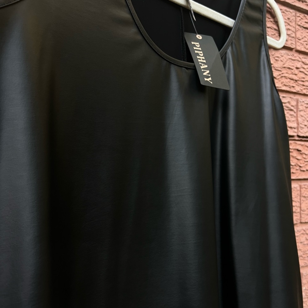 Piphany Faux leather sleeveless dress - Picture 4 of 5